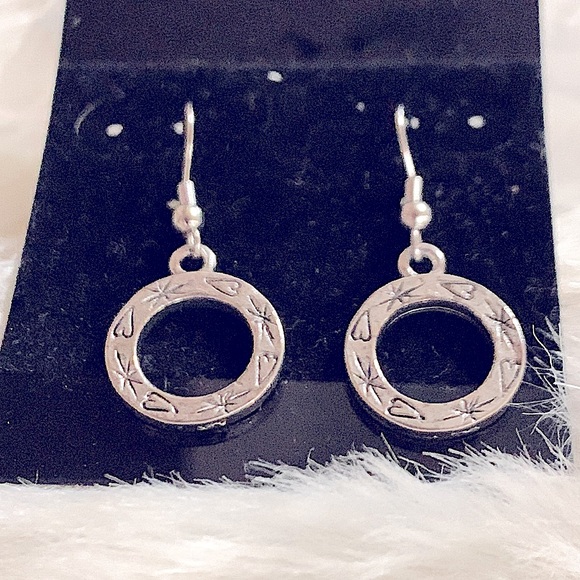🆕Minimalist Hand Crafted Silver Circular Charm w/Hearts+Starburst Engravings - Picture 1 of 13